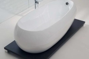 4 Perfect Design Soaking Tubs for Small Bathrooms