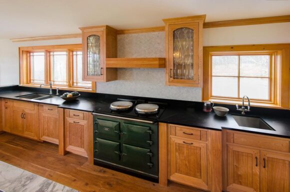 Renovate an Arts and Crafts Kitchen