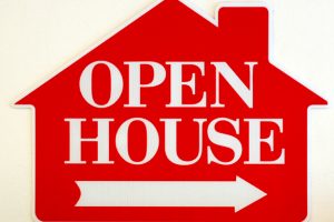 How to Ace Your Open House: Attracting Clients through Hospitality
